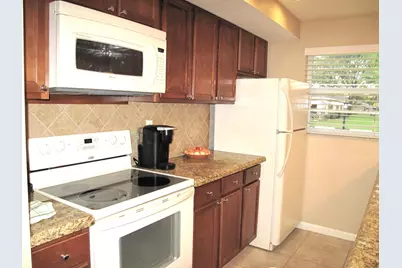 1315 SE High Point Way Way SE #B, Delray Beach, FL 33445 - Photo 6
