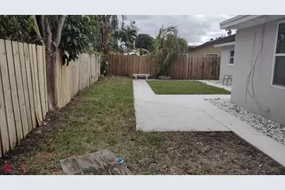 22682 SW 65th Circle, Boca Raton, FL 33428 - Photo 4