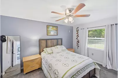 225 SW Crescent Avenue, Port Saint Lucie, FL 34984 - Photo 16