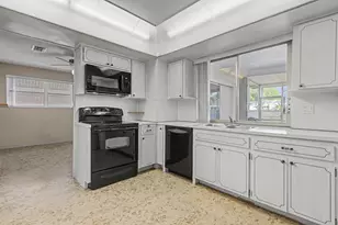 5309 Hayes St, Hollywood, FL 33021 - Photo 10