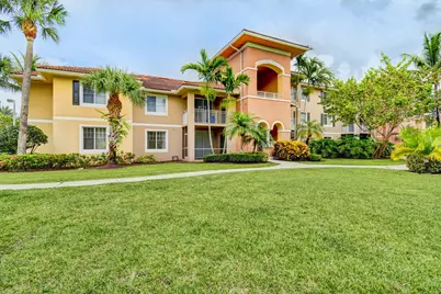 6505 Emerald Dunes Drive #201, West Palm Beach, FL 33411 - Photo 4