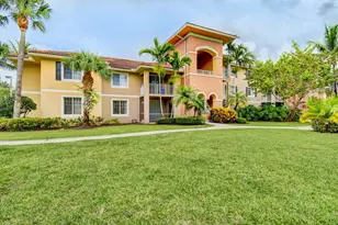 6505 Emerald Dunes Dr, West Palm Beach, FL 33411 - Photo 4