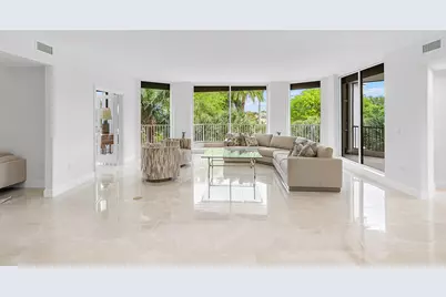 20320 Fairway Oaks Drive #331, Boca Raton, FL 33434 - Photo 8