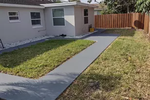 22682 Family Cir, Boca Raton, FL 33428 - Photo 16