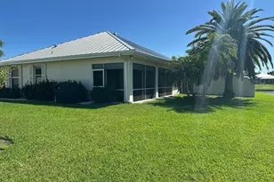 2621 SW Prospect Pl, Palm City, FL 34990 - Photo 2