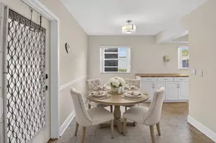 204 Flanders E, Delray Beach, FL 33484 - Photo 4