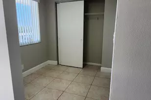 3146 Via Poinciana, Lake Worth, FL 33467 - Photo 16