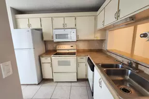 3146 Via Poinciana, Lake Worth, FL 33467 - Photo 22