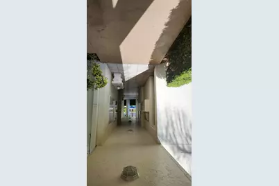 3146 Via Poinciana #414, Lake Worth, FL 33467 - Photo 6