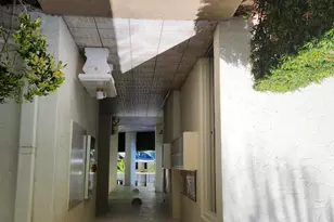 3146 Via Poinciana, Lake Worth, FL 33467 - Photo 6