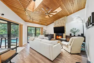 9127 NW 51st Pl, Coral Springs, FL 33067 - Photo 18