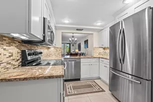 2070 Homewood Blvd, Delray Beach, FL 33445 - Photo 6