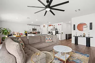 701 Carlyle Wy, Fort Pierce, FL 34947 - Photo 10