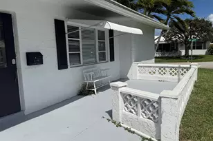 1901 SW 14th Ave, Boynton Beach, FL 33426 - Photo 4