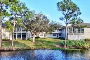 12 Lake Vista Trail, Port Saint Lucie, FL 34952 - Photo 2