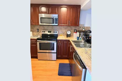 1641 Fairway Road, Pembroke Pines, FL 33026 - Photo 10