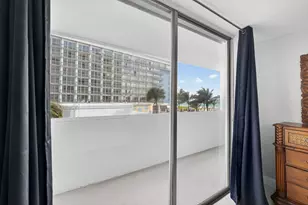 3640 N Ocean Dr, Riviera Beach, FL 33404 - Photo 18