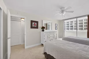 3640 N Ocean Dr, Riviera Beach, FL 33404 - Photo 24