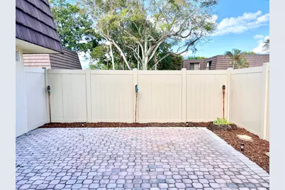 7206 72nd Way, West Palm Beach, FL 33407 - Photo 2