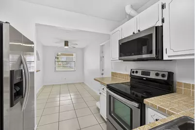 11925 Suellen Circle, Wellington, FL 33414 - Photo 10