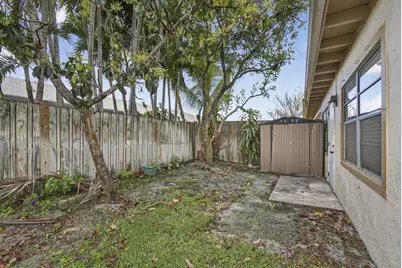 11925 Suellen Circle, Wellington, FL 33414 - Photo 18