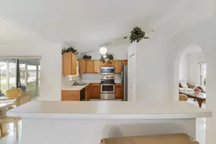 702 SE Lighthouse Ave SE, Port Saint Lucie, FL 34983 - Photo 8