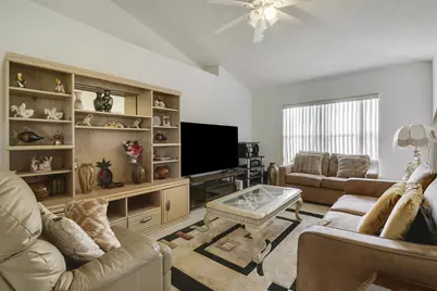 702 SE Lighthouse Avenue SE, Port Saint Lucie, FL 34983 - Photo 14