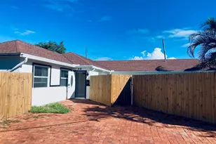 615 NE 2nd Ave, Delray Beach, FL 33444 - Photo 1