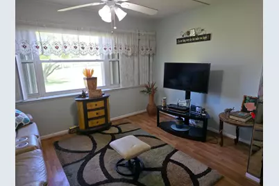 9721 Sunrise Lakes Boulevard #202, Sunrise, FL 33322 - Photo 10