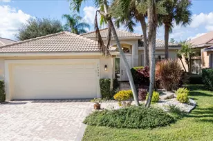 10599 Silverton Ln, Boynton Beach, FL 33437 - Photo 2