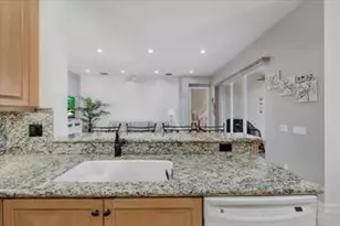 10599 Silverton Ln, Boynton Beach, FL 33437 - Photo 16