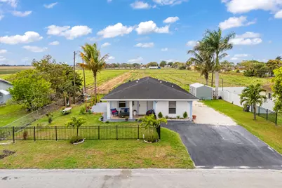 900 SW 12th Street, Belle Glade, FL 33430 - Photo 1