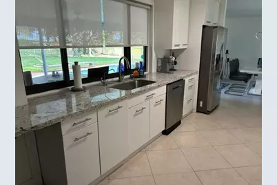 2400 SW 86th Avenue, Davie, FL 33324 - Photo 10