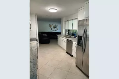 2400 SW 86th Avenue, Davie, FL 33324 - Photo 12