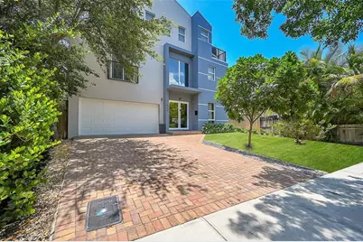 640 NE 17th Way, Fort Lauderdale, FL 33304 - Photo 1