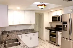 1440 NW 70th Ln, Margate, FL 33063 - Photo 4