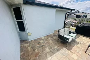 462 SE Cork Rd, Port Saint Lucie, FL 34984 - Photo 32