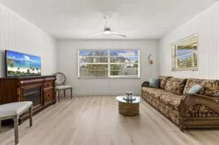 2503 Chesterfield Dr, Fort Pierce, FL 34982 - Photo 22