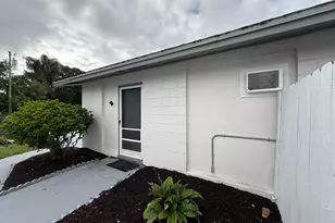 2503 Chesterfield Dr, Fort Pierce, FL 34982 - Photo 42