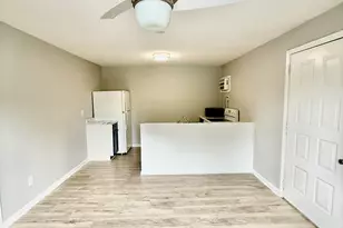 2503 Chesterfield Dr, Fort Pierce, FL 34982 - Photo 44