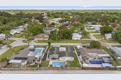 2503 Chesterfield Drive, Fort Pierce, FL 34982 - Photo 38