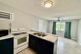 2503 Chesterfield Dr, Fort Pierce, FL 34982 - Photo 50