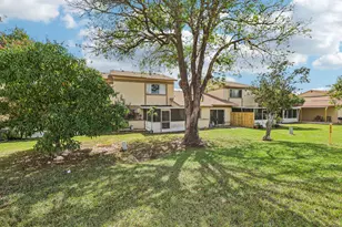 10625 NW 30th Pl, Sunrise, FL 33322 - Photo 26