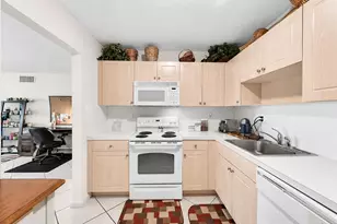 760 SE 2nd Ave, Deerfield Beach, FL 33441 - Photo 10