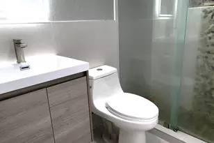 2500 SW 6th St, Miami, FL 33135 - Photo 10