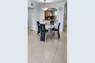 2500 SW 6th Street #301, Miami, FL 33135 - Photo 6