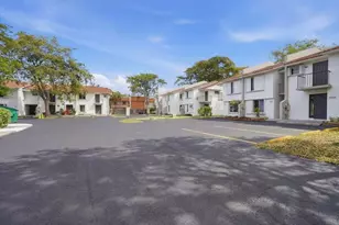 3907 NW 76th Terrace, Hollywood, FL 33024 - Photo 1