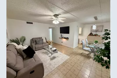 2000 Springdale Boulevard #102, Palm Springs, FL 33461 - Photo 2