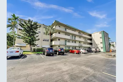 1333 E Hallandale Beach Boulevard #302, Hallandale Beach, FL 33009 - Photo 2