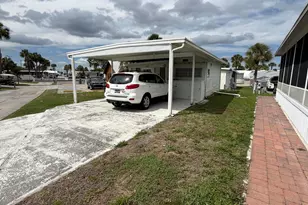 6657 SE 56th Ln, Okeechobee, FL 34974 - Photo 2